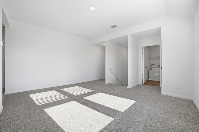 Building Photo - 246 Shenandoah Dr