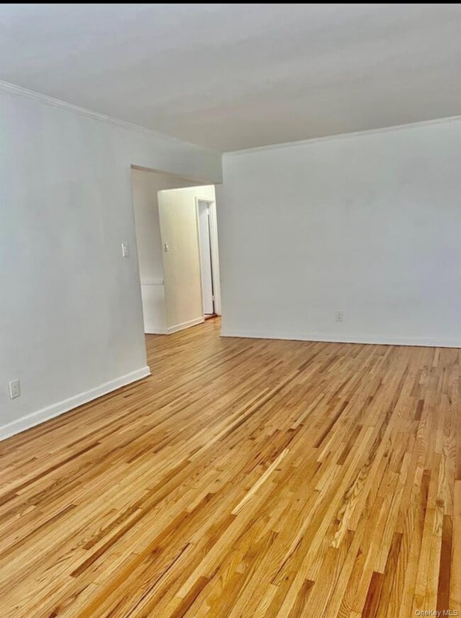 Building Photo - 31-14 71st St