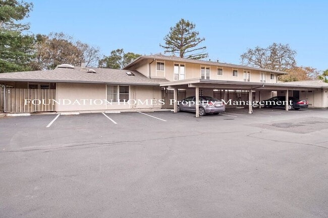 Building Photo - 67 Roundtree Blvd