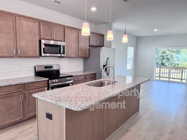 Building Photo - 398 Chesapeake Cmns St