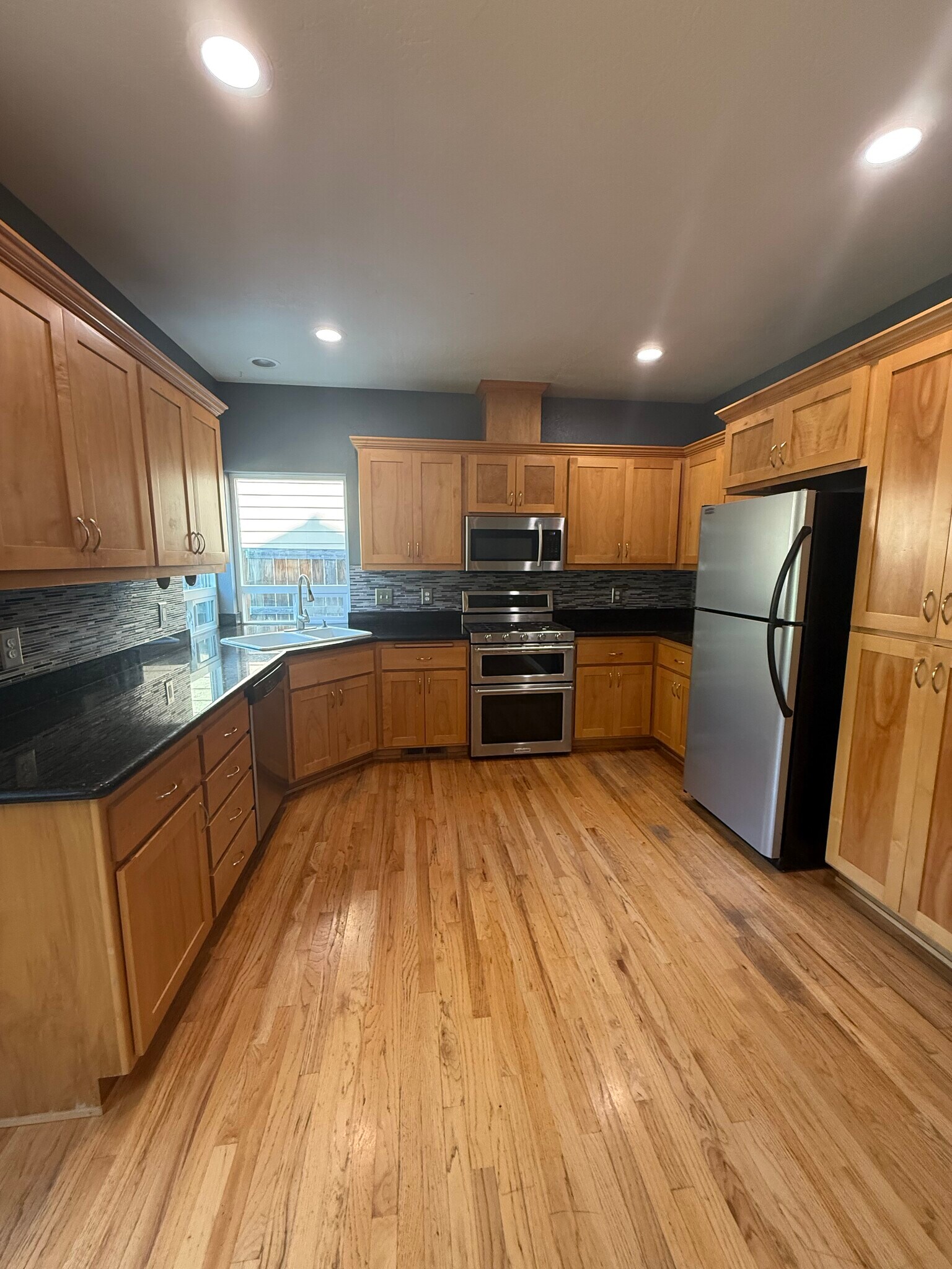 Building Photo - 1750 Sandstone Dr