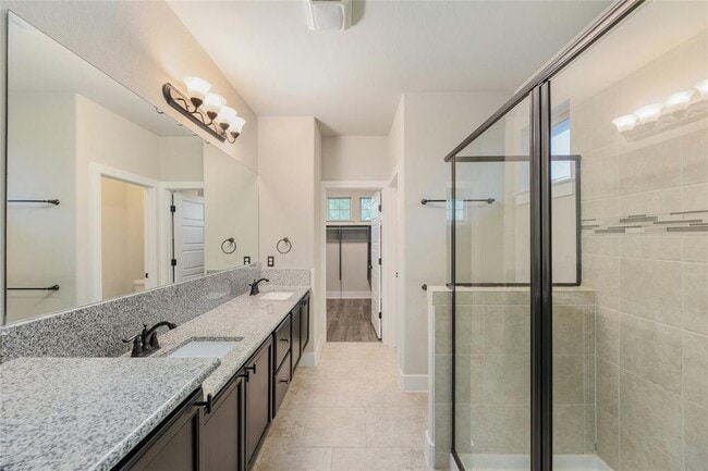 Building Photo - 11108 Railway Ln