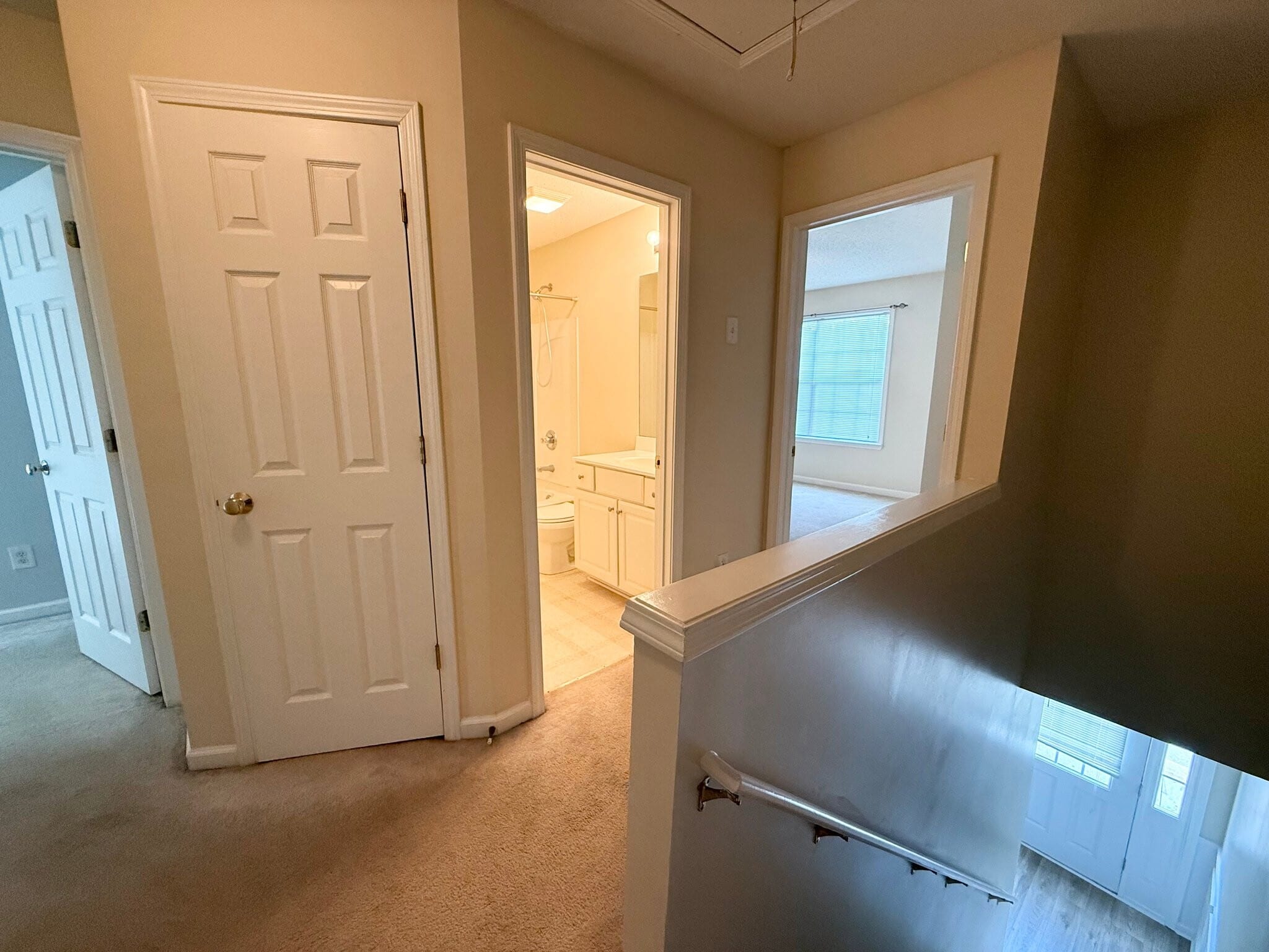 Building Photo - 209 Riverstone Commons Cir