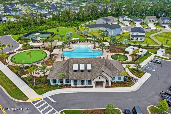 Building Photo - 168 Torres Trce