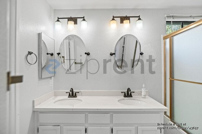 Building Photo - 38814 Rosegate Terrace