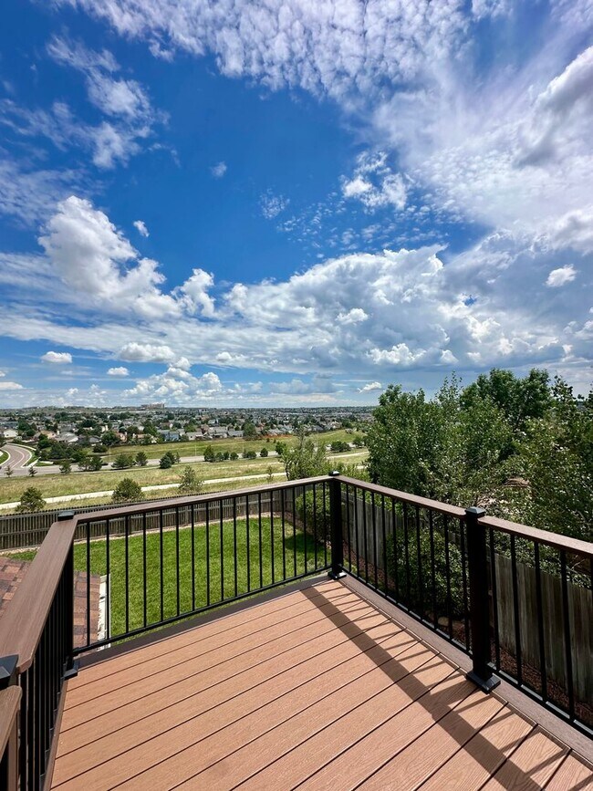 Building Photo - Spacious 4BD w/ A/C in Desirable Briargate...