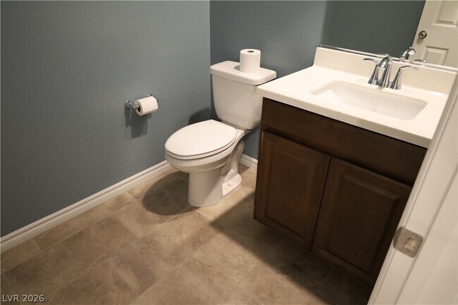 Building Photo - 6547 Smithville Ave