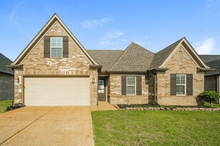 Building Photo - 7898 Ironwood Dr