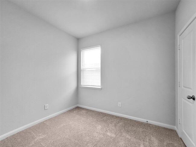 Building Photo - 329 Grayson Baw Ln