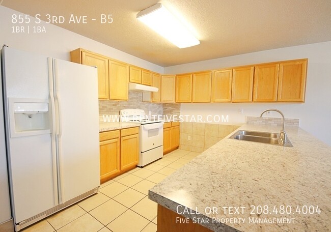 Building Photo - 855 S 3rd Ave