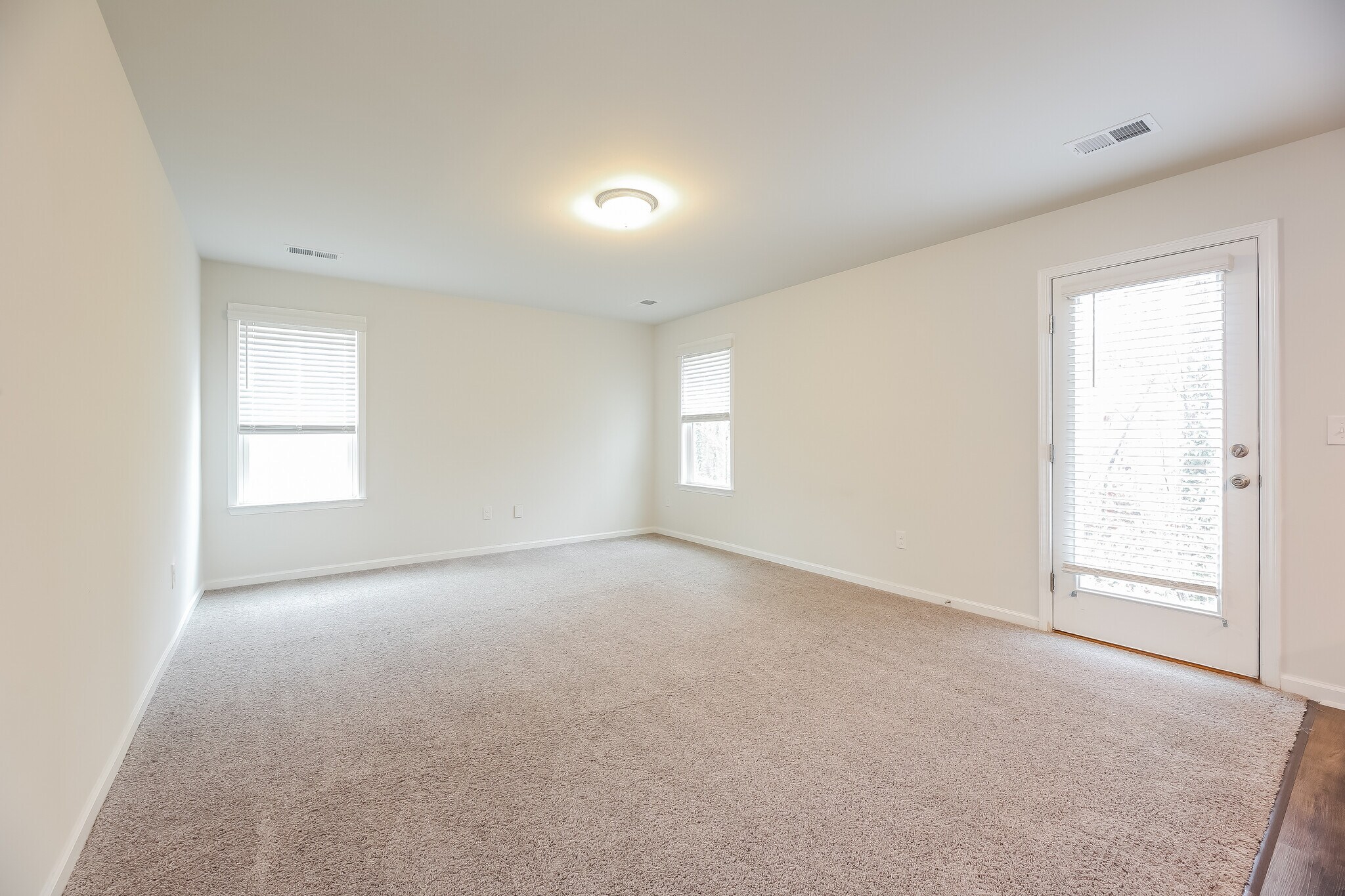 Building Photo - 660 Millsgate Cir