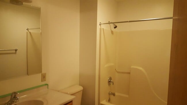 Building Photo - 703B Burgess Dr