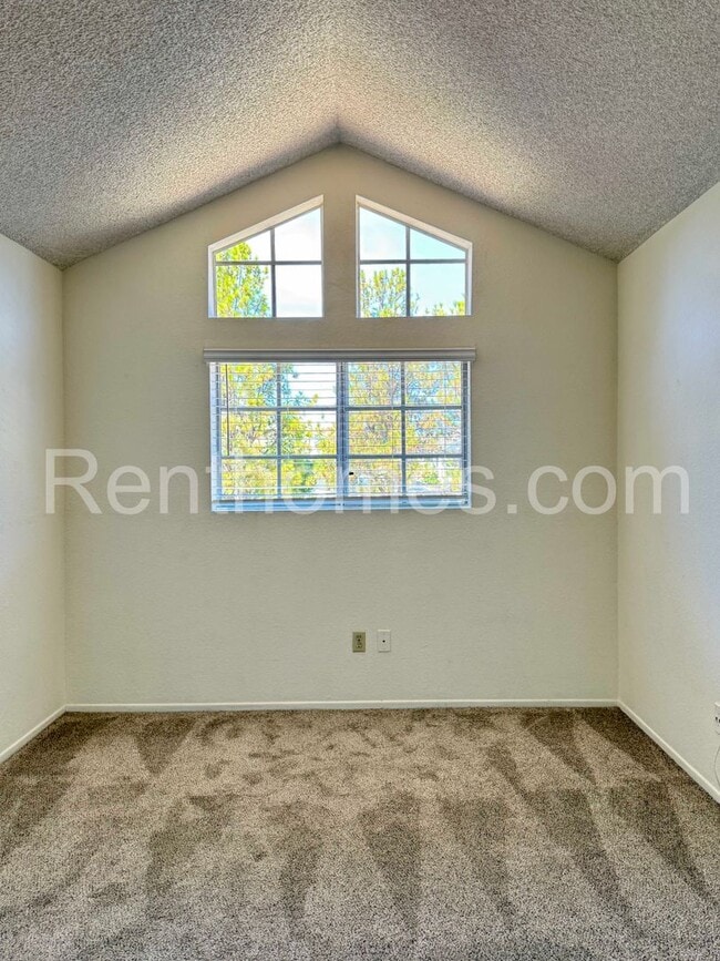 Building Photo - 10515 Carrington Dr