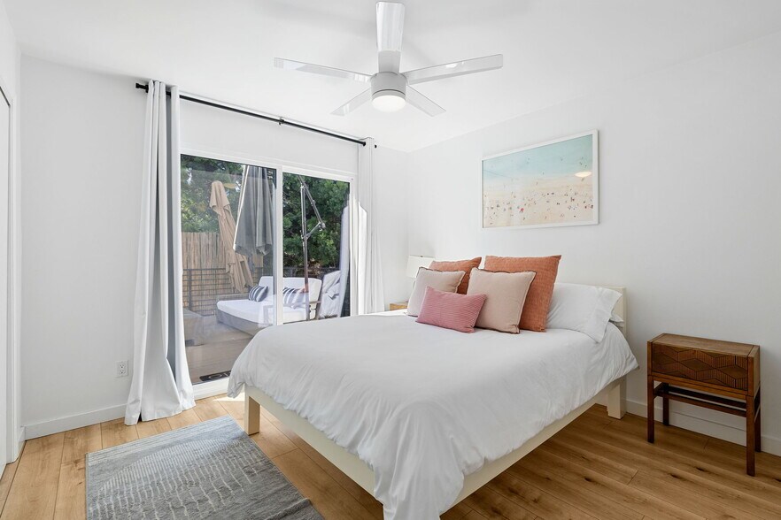 Building Photo - 321 N Gertruda Ave