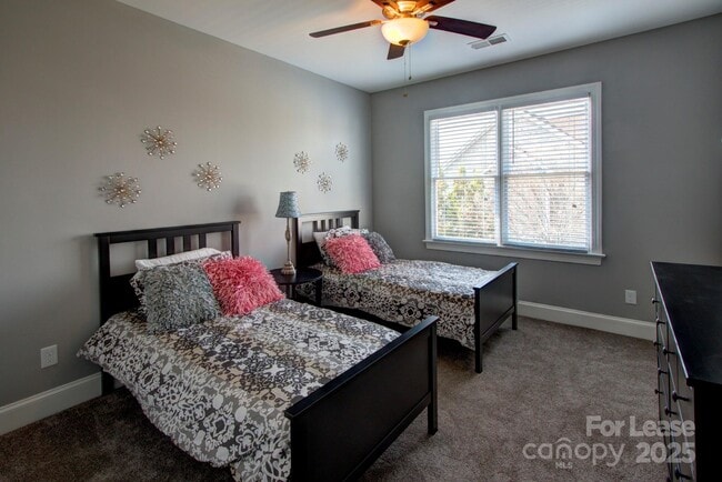 Building Photo - 10400 Orchid Hill Ln