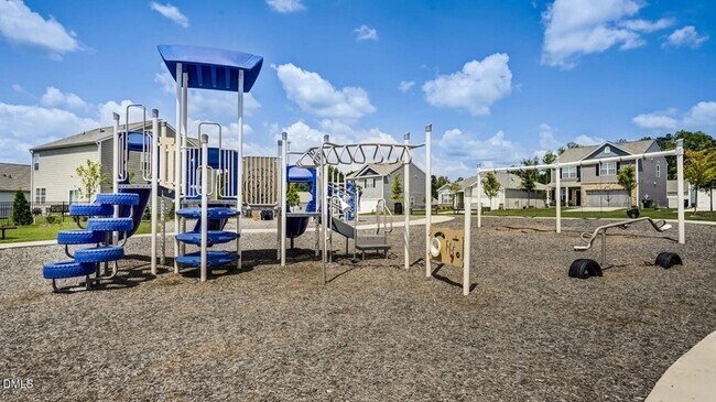 Building Photo - 1121 Duet Dr