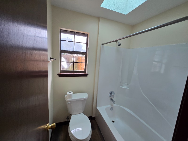 Building Photo - 199 Lakeside Ln