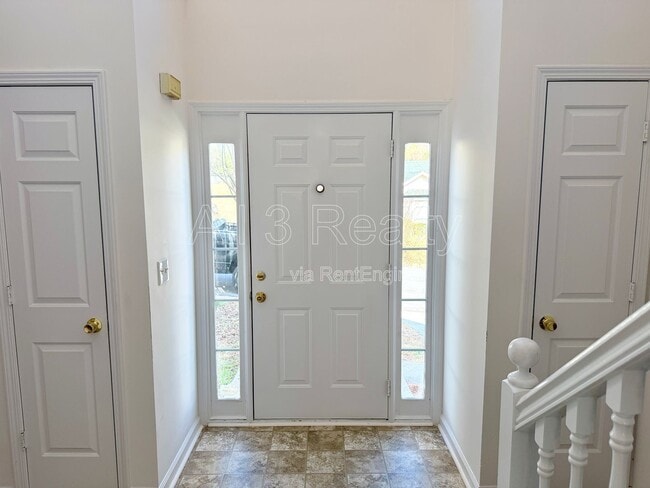 Building Photo - 5519 Lofwood Ln