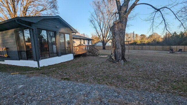 Building Photo - 4640 Conebury Ln