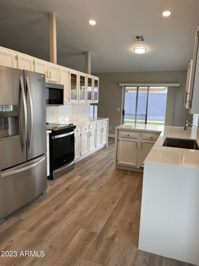 Building Photo - 607 S Winthrop St