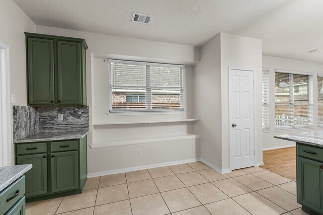 Building Photo - 34 Drifting Shadows Cir