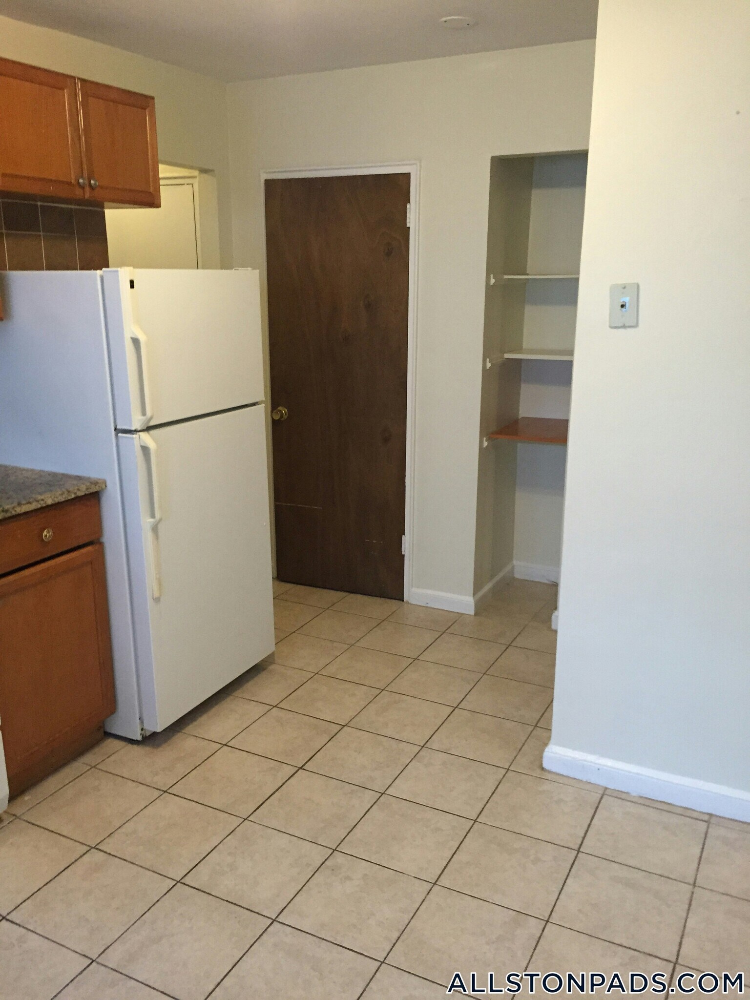 Building Photo - 4 President Terrace