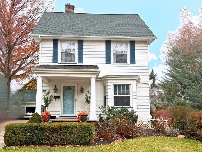 Primary Photo - 1320 W 108th St