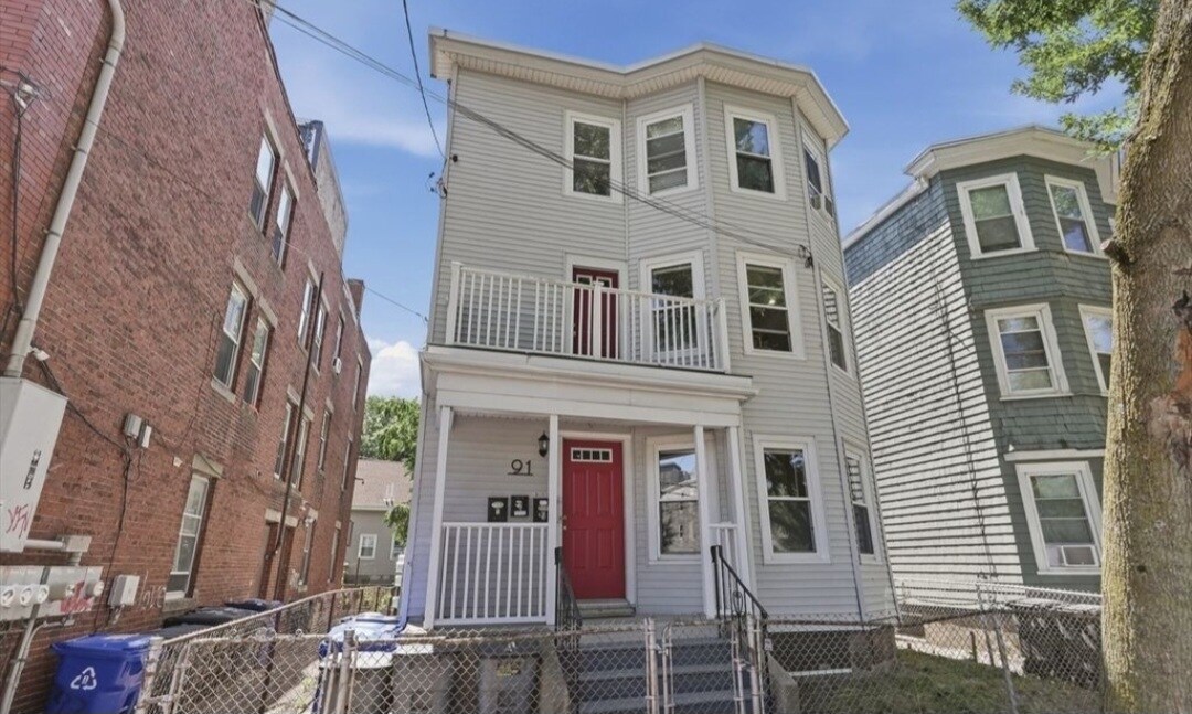 Building Photo - 91 Burrell St