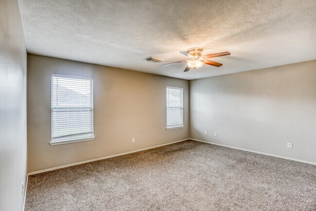 Building Photo - 4931 Winding View Ln