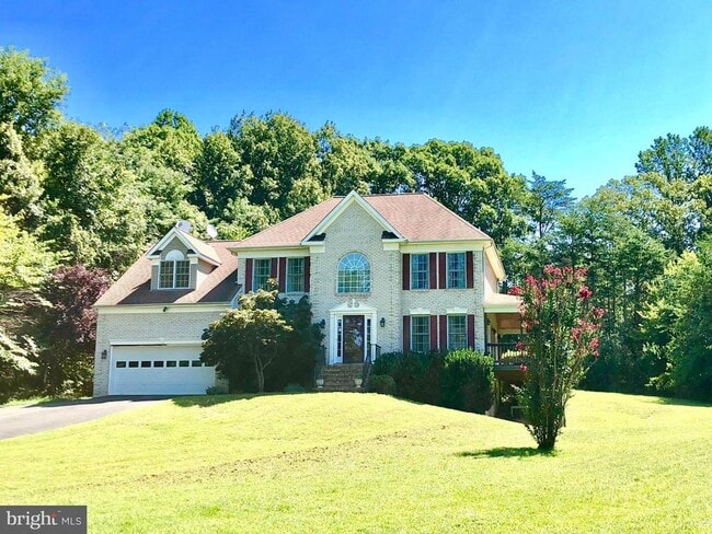 Building Photo - 31 Willowmere Ct