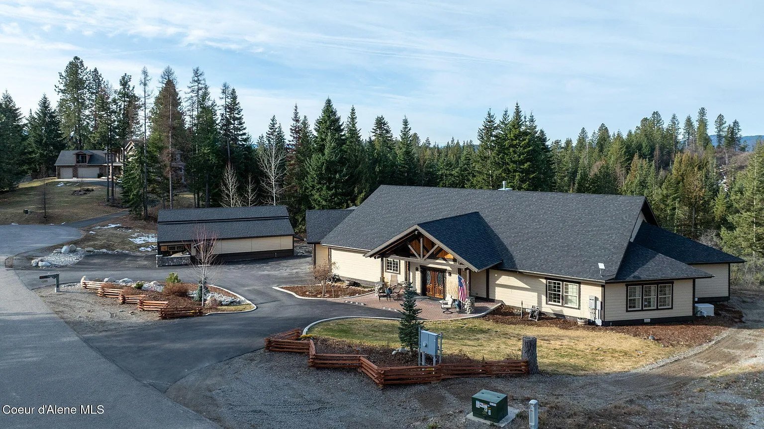 Building Photo - 14563 N Saddle Ridge Rd