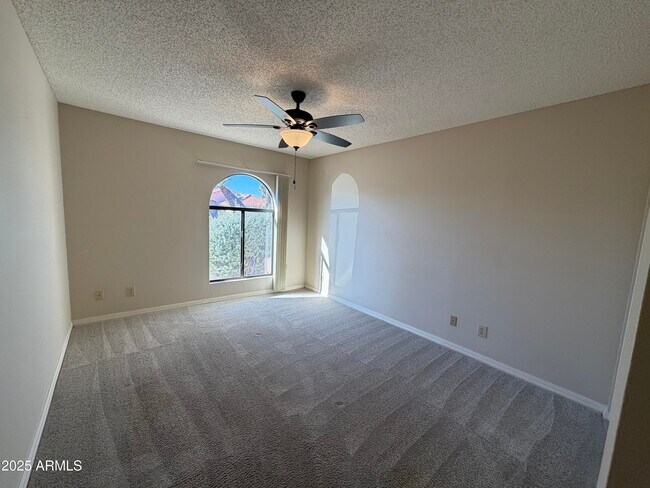 Building Photo - 26629 S Sageberry Dr