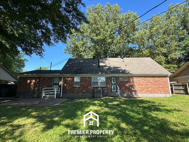 Building Photo - Spacious 3BR/2BA Bartlett Home | 1,770+ SQ FT, Tile Floors & Large Fenced Yard
