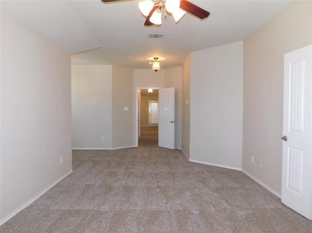 Building Photo - 835 Post Oak Pl