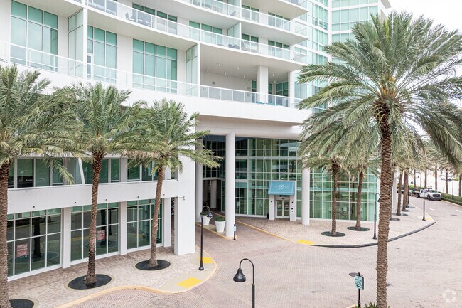 Entrance - The Plaza at Oceanside