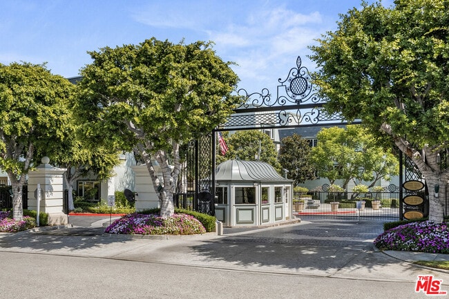 Building Photo - 10100 Empyrean Way