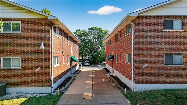 Building Photo - Apartment Food for the Soul