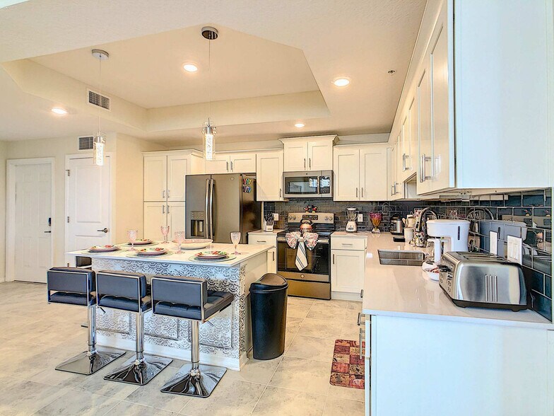 Building Photo - 3121 Paradox Cir