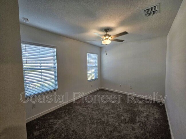 Building Photo - 10980 Gable Dig Lp