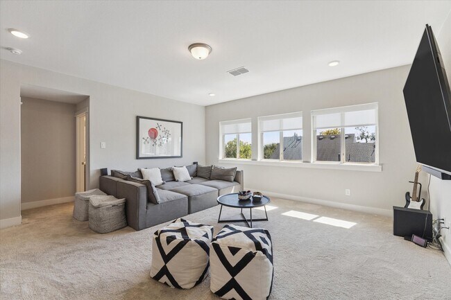 Building Photo - 6609 Basal Woods Way