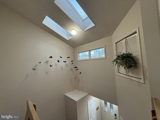 Building Photo - 22 Briarwood Ct