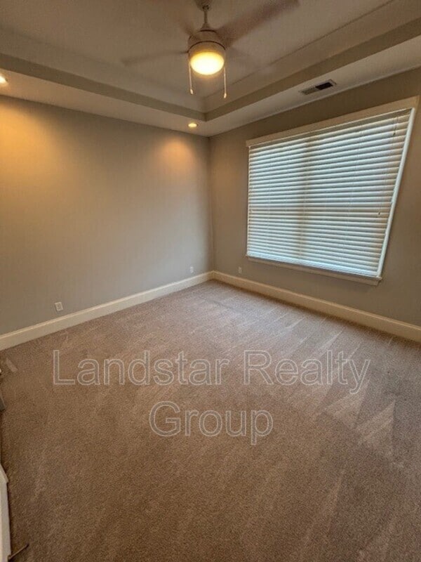 Building Photo - 6411 Moonseed St