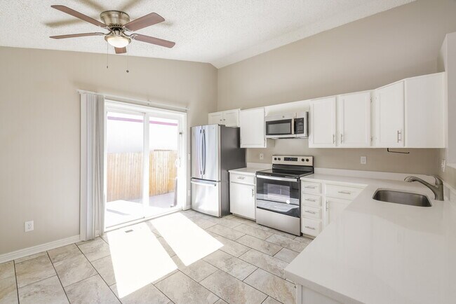 Building Photo - 4557 Gibraltar Way