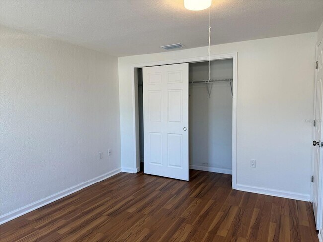 Building Photo - 249 Mt Vernon Dr