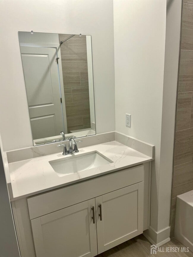 Building Photo - 30308 Radford Ct