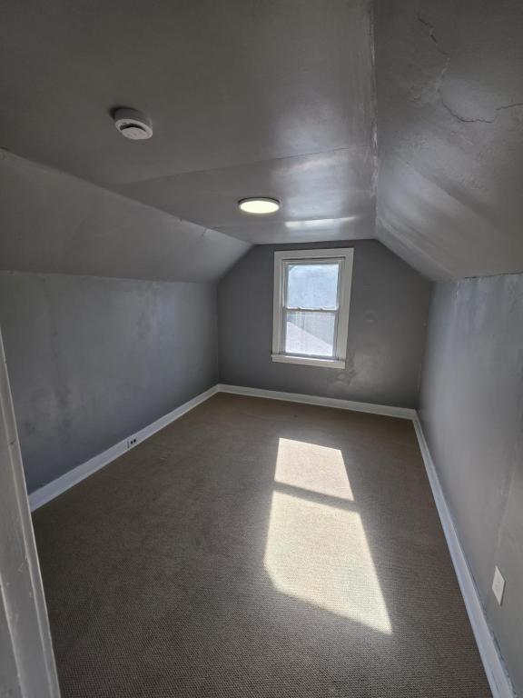 Building Photo - 111 Oakhill St