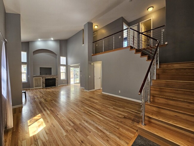 Building Photo - 11215 Jansen St