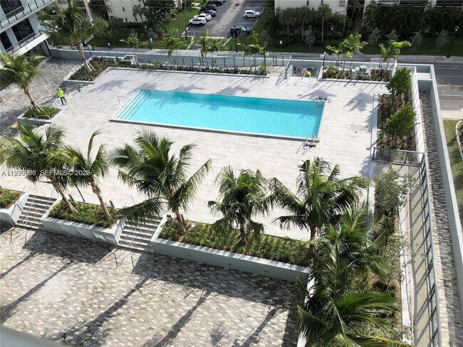 Building Photo - 2960 NE 207th St