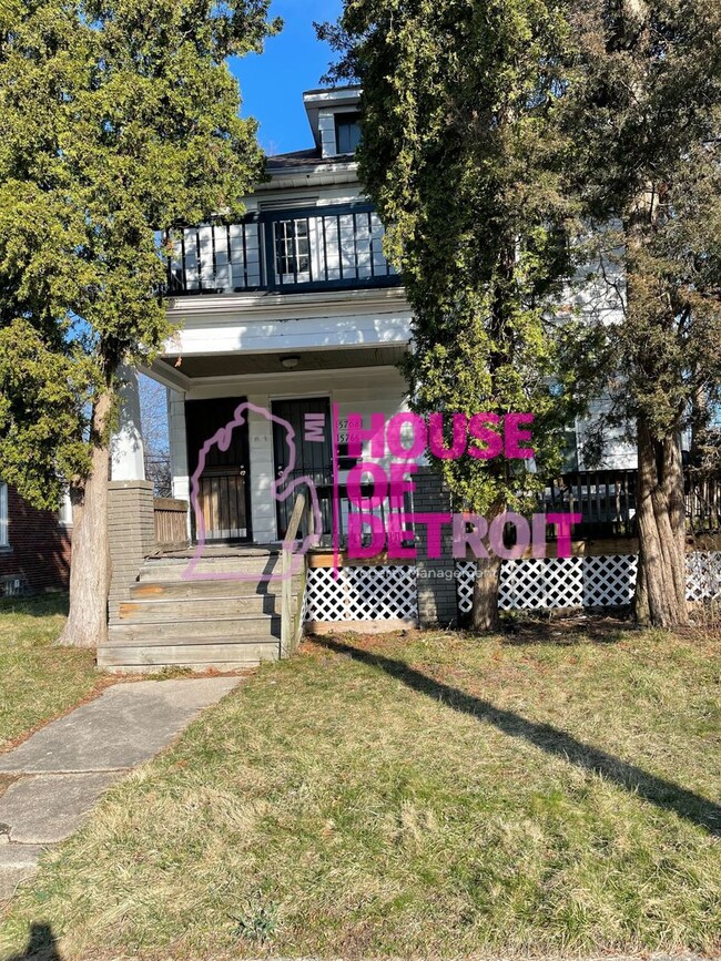 Primary Photo - 15766 Ferguson St