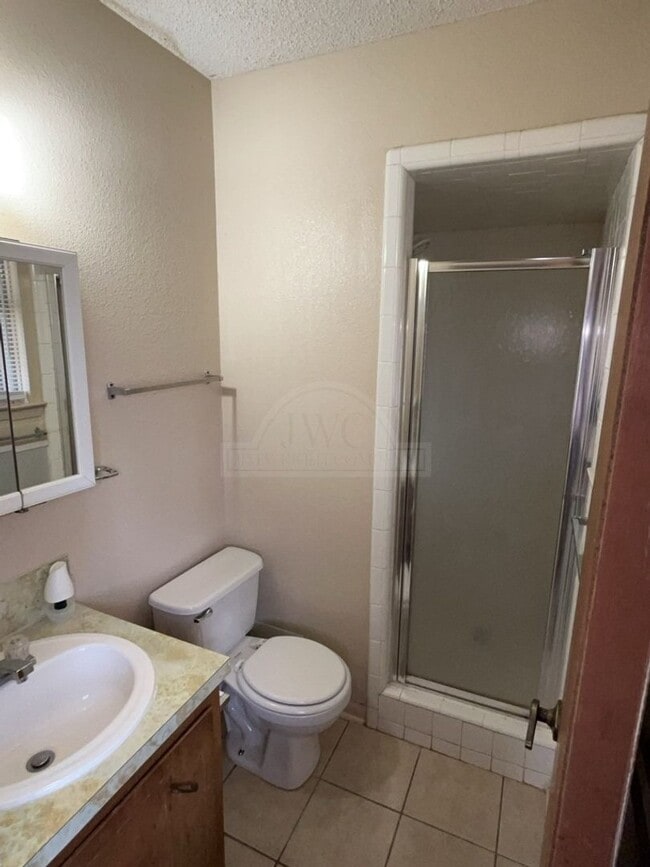 Building Photo - 1502 Linda Ln